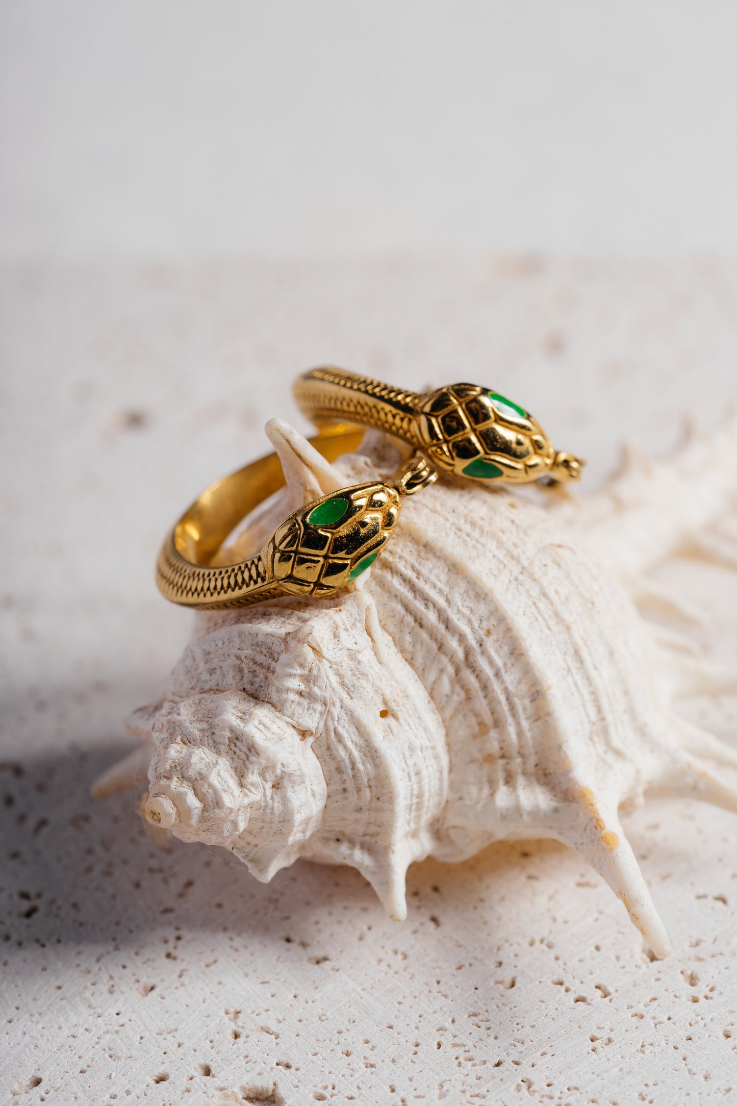 Serpent Hoops